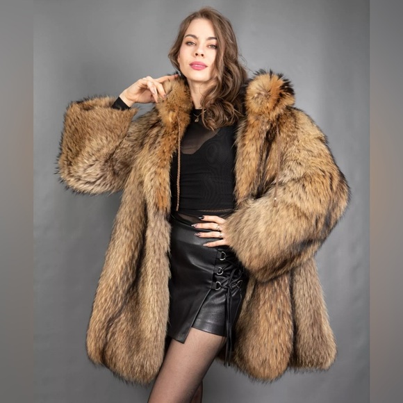 Real Finn Raccoon Luxury Fur Coat Size M - Picture 8 of 17